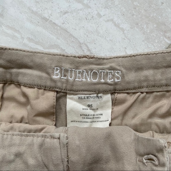 Tan shorts - Picture 3 of 10